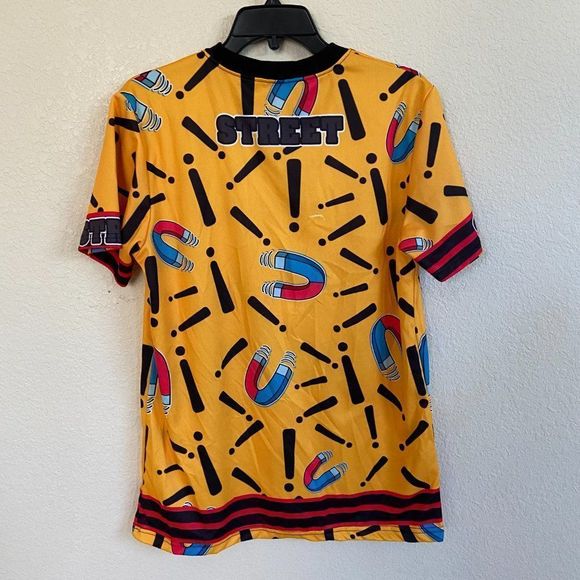 - Vintage Ricco Street Boy M Lion Shirt t-shirt Large Graphics Orange Yell… - Picture 2 of 4